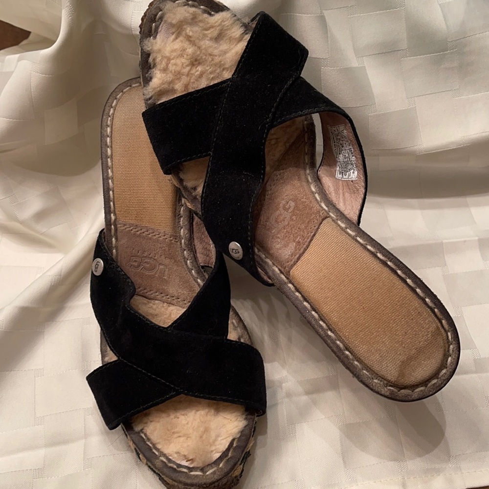 Ugg suede sandals black size 8 used